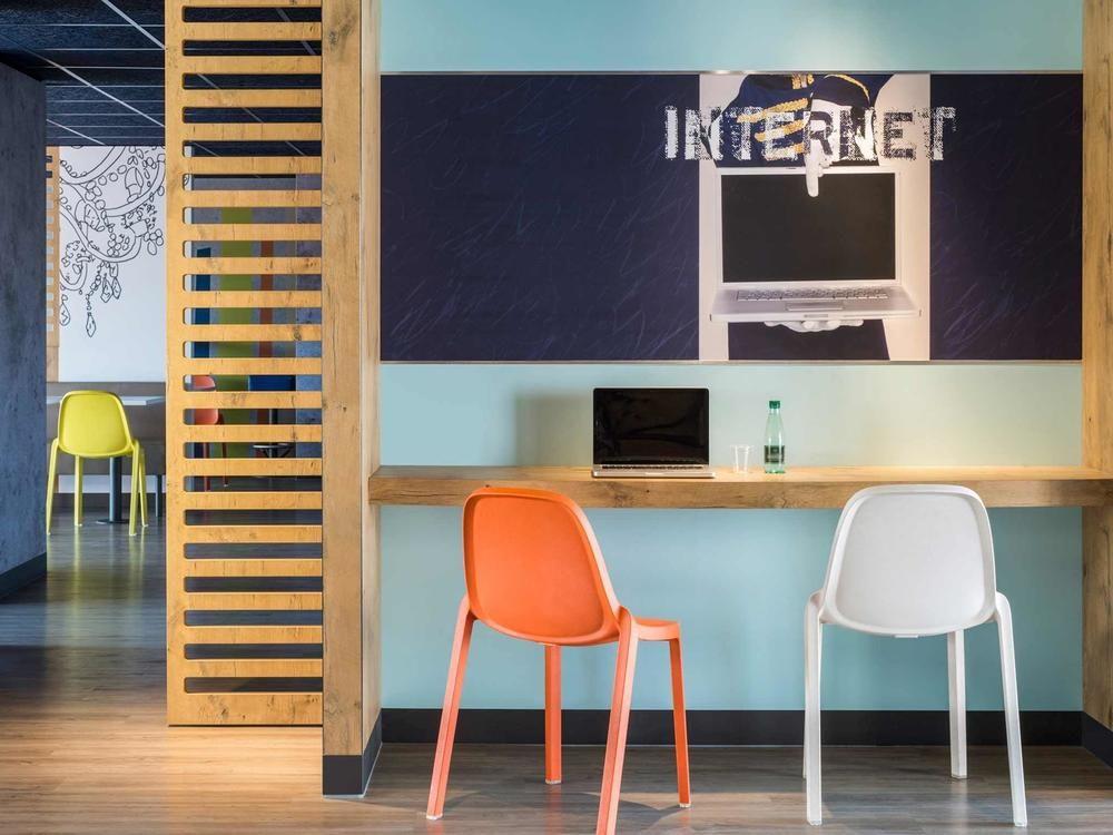 Ibis Brignoles Provence Verte Kültér fotó