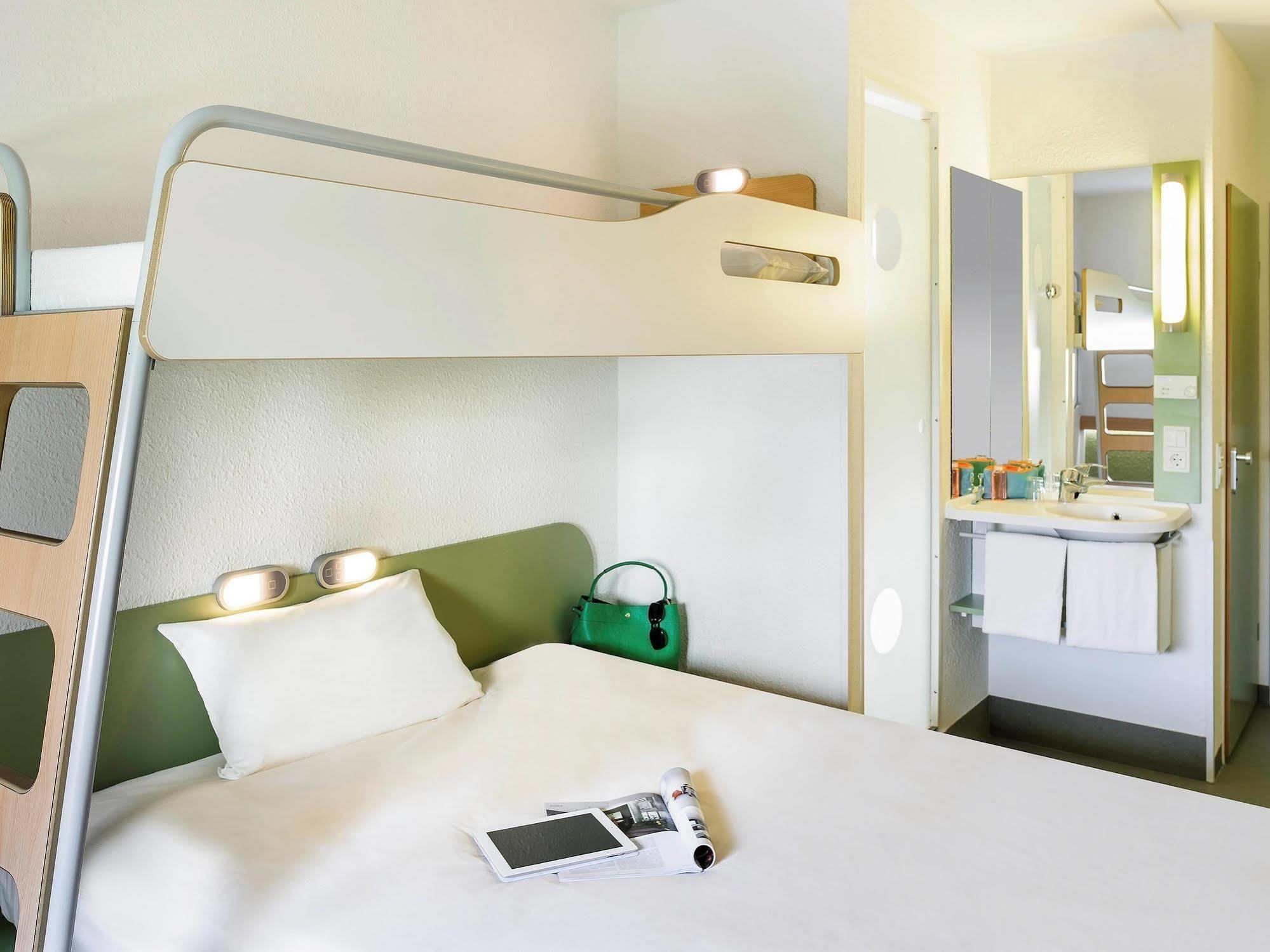 Ibis Brignoles Provence Verte Kültér fotó